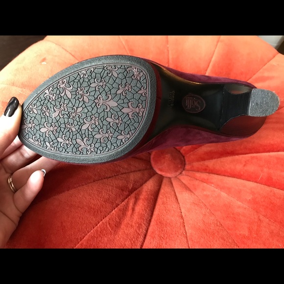 Sofft suede bordeaux Madelia strappy platform heal - Picture 6 of 16